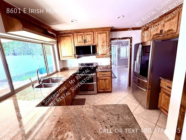 Building Photo - 8601 E Irish Hunter Trail