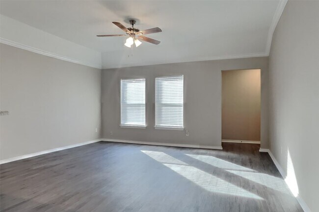 Building Photo - 26849 Armor Oaks Dr