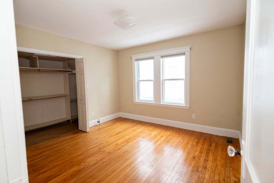 Building Photo - 15 Wheelwright Rd