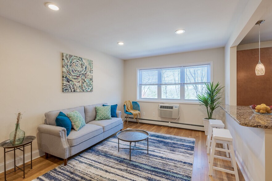 Building Photo - Pompton Gardens, LLC