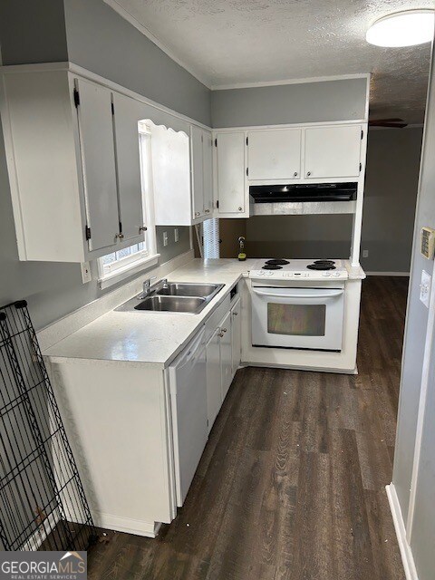 Building Photo - 499 Oak Way