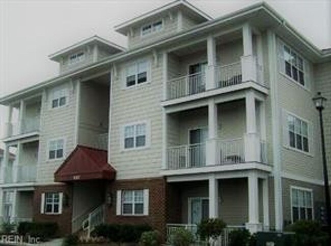 Primary Photo - Ridgely Manor Condo