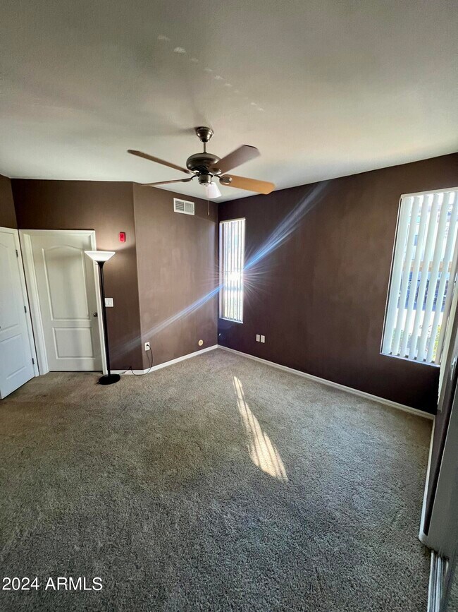 Building Photo - 6900 E Princess Dr