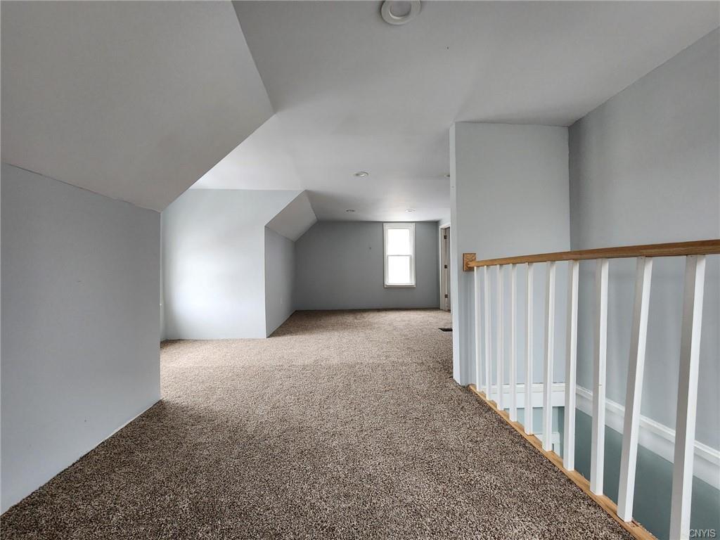 Building Photo - 218 S Pleasant St