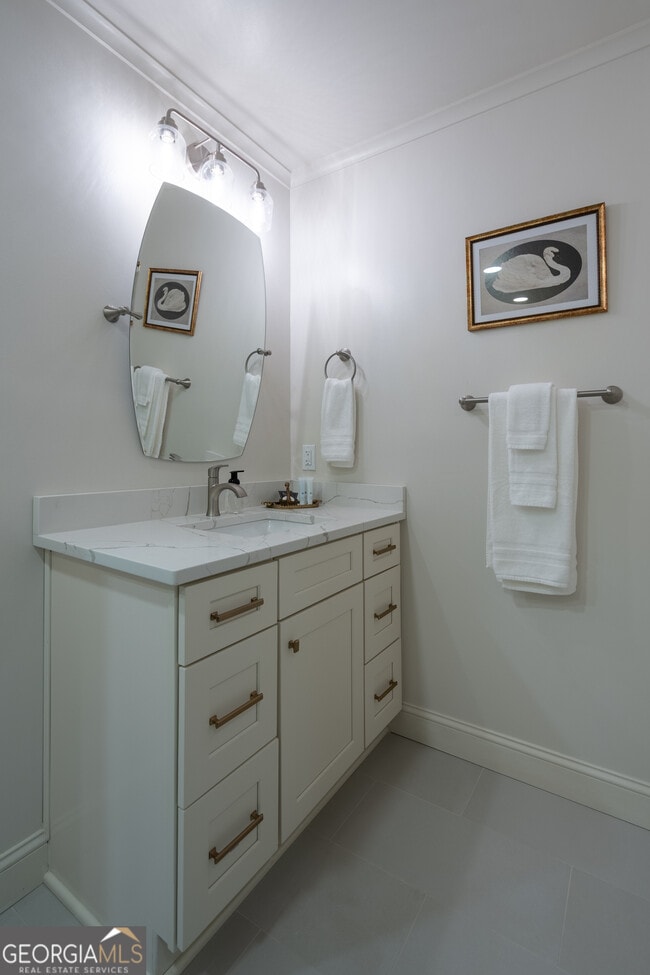 Building Photo - 26 Jennifer Ln