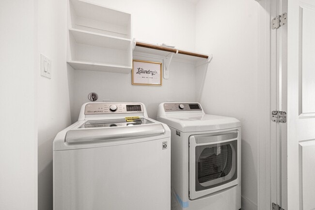 Building Photo - 622 Janisch Rd