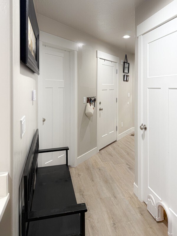 Building Photo - 616 E 625 S