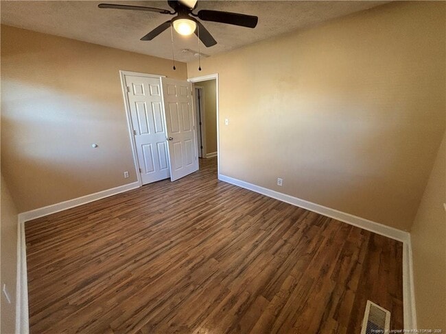 Building Photo - 931 Fleetwood Dr