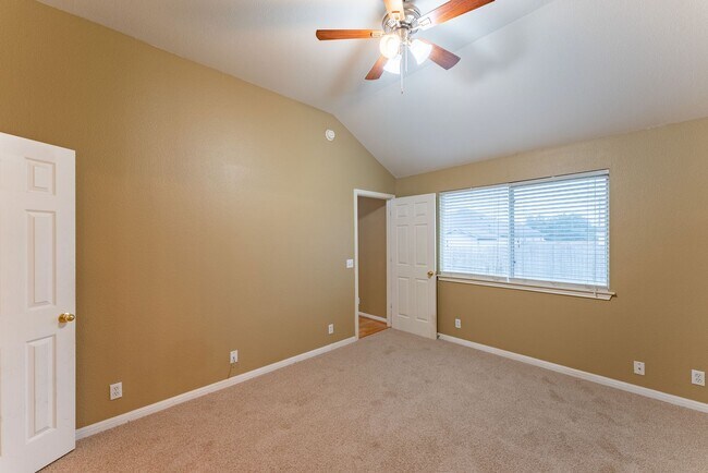 Building Photo - 109 Granite Shoals Dr