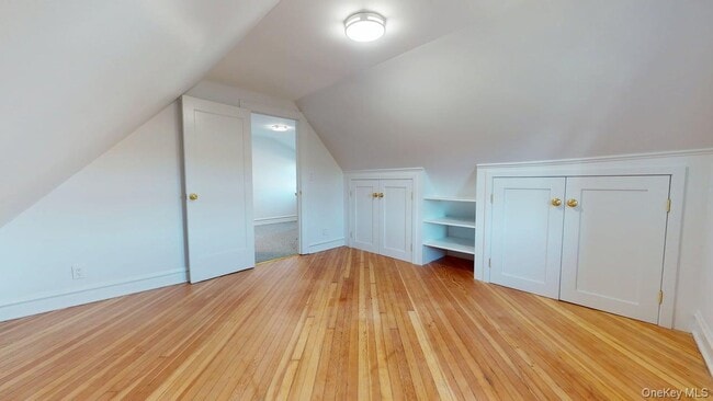 Building Photo - 88-37 62nd Dr