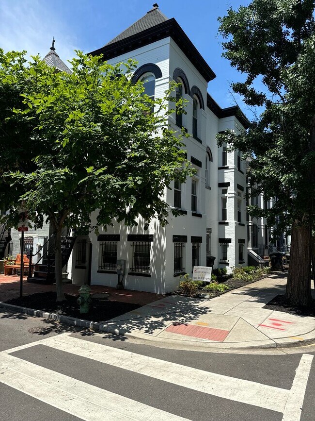 Building Photo - 201 Morgan St NW