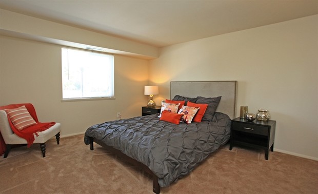 Building Photo - Chesapeake Village Apartments