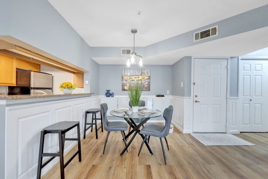 Building Photo - 3309 Wyndham Cir