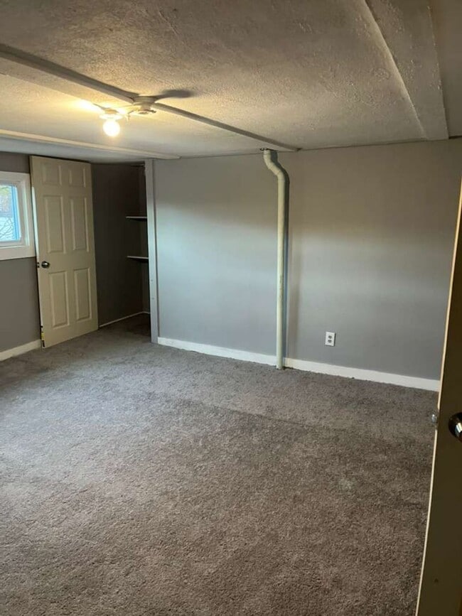 Building Photo - 195 Union St