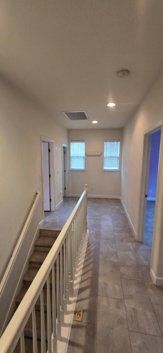 Building Photo - Welcome to this charming Lathrop home offering 4 bedrooms and 3 Baths 2 Car Garage!