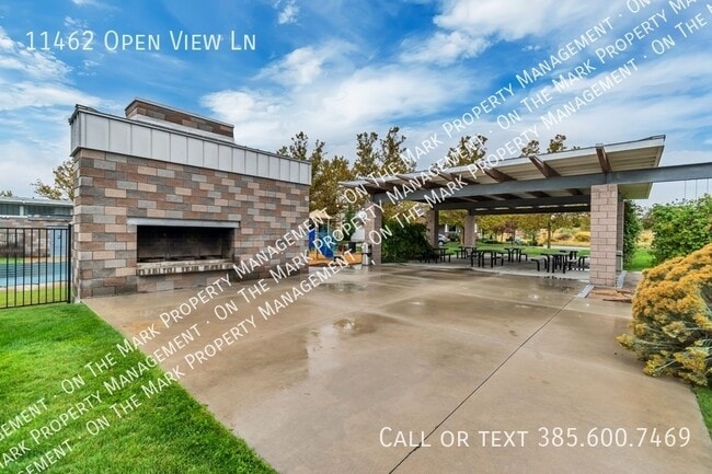 Building Photo - 11462 Open View Ln