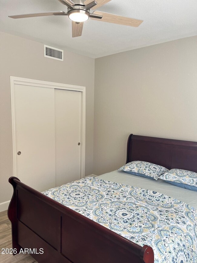 Building Photo - 14608 W Horizon Dr