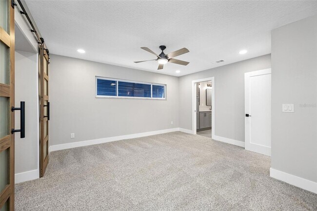 Building Photo - 1029 Bal Harbour Dr