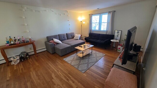 Building Photo - 55 Wedgewood Rd