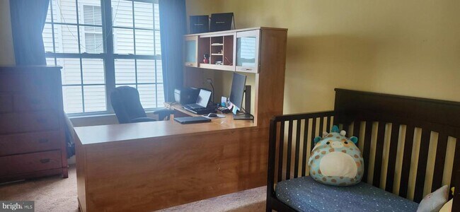 Building Photo - 2 Marchesi Dr