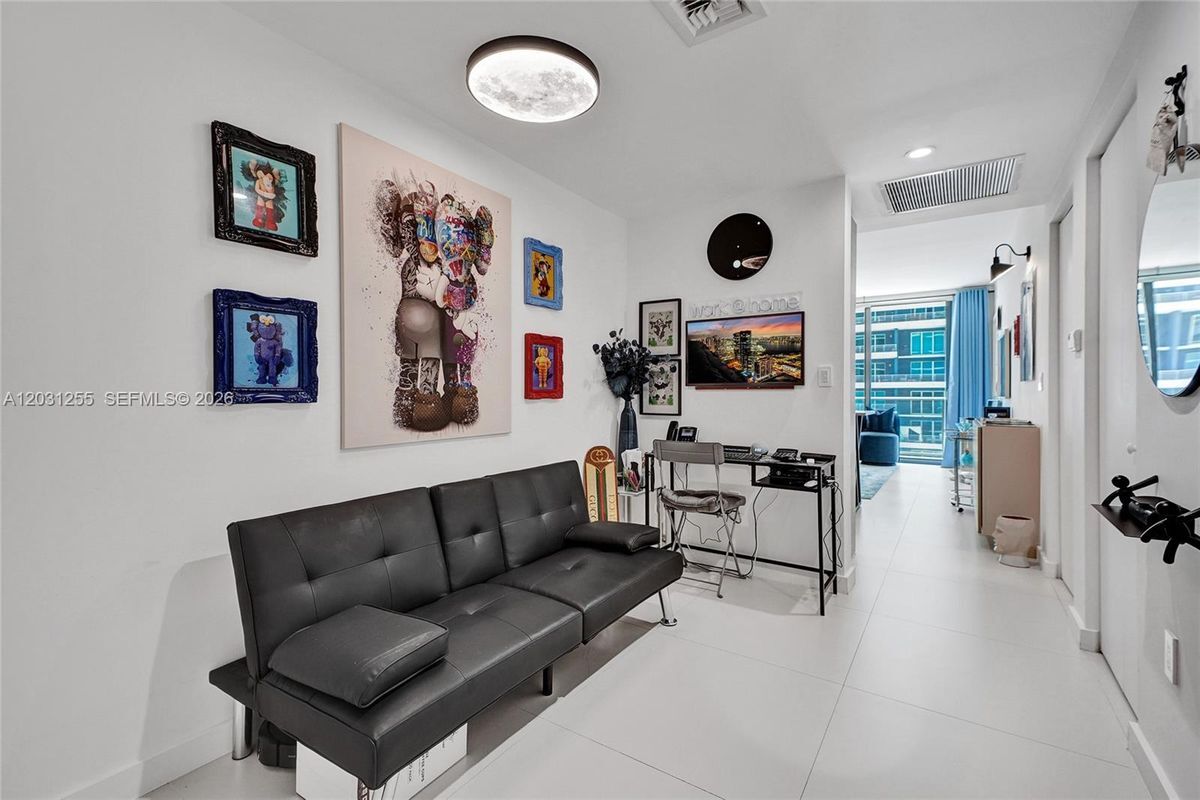 Building Photo - 1300 S Miami Ave