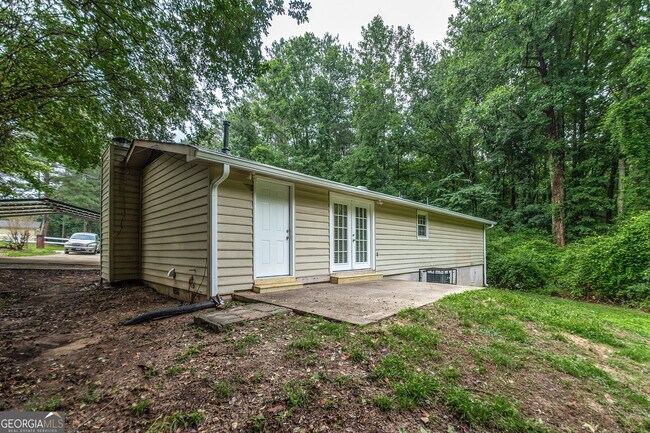 Building Photo - 1101 Adrian Cir SW