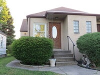 Building Photo - 2743 Thorndale Ave