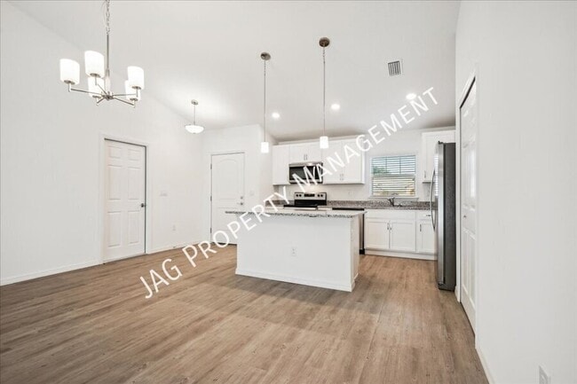 Building Photo - 845 Fulda Ave NW