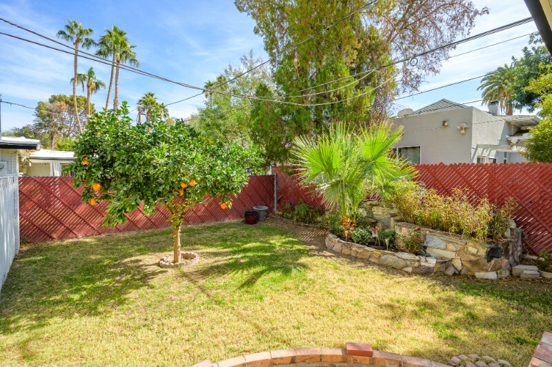 Building Photo - 1809 E Colter St