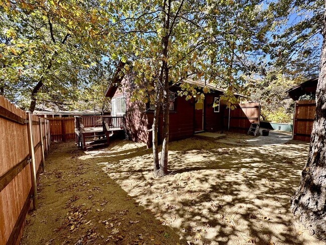 Building Photo - 54365 Pine Crest Ave