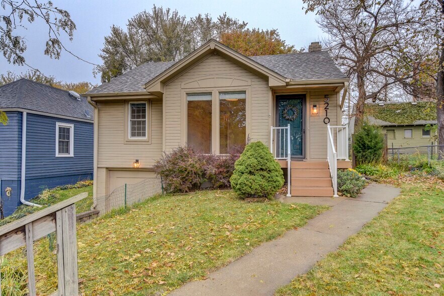 Building Photo - 5210 Rees St