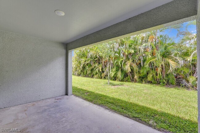 Building Photo - 3910-3912 Southwest 15th Pl-