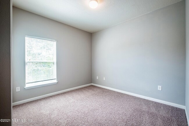 Building Photo - 4920 Key Lime Dr