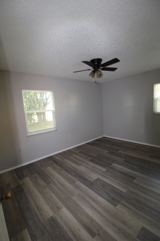 Building Photo - 2105 Blossom Ct