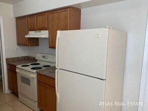 Building Photo - 128 W Inglewood St