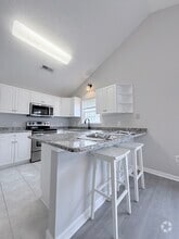 Building Photo - 412 Callie Dr