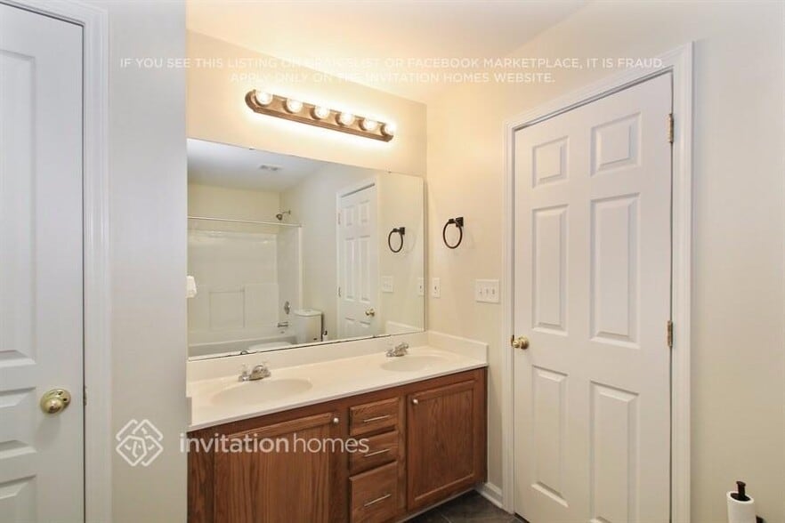 Building Photo - 11620 Truan Ln