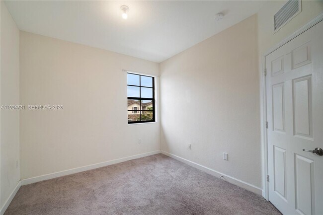 Building Photo - 11508 SW 248th Ln
