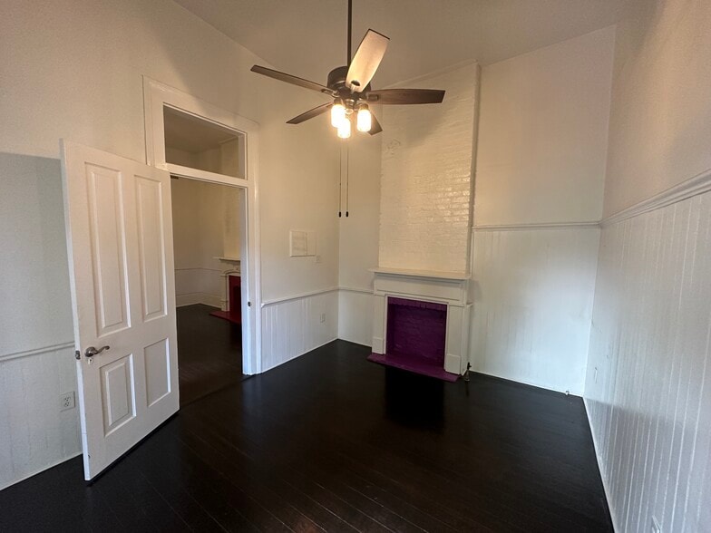 Living Room - 3821 Dauphine St