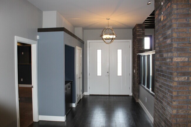 Building Photo - 16808 Kierland Ct