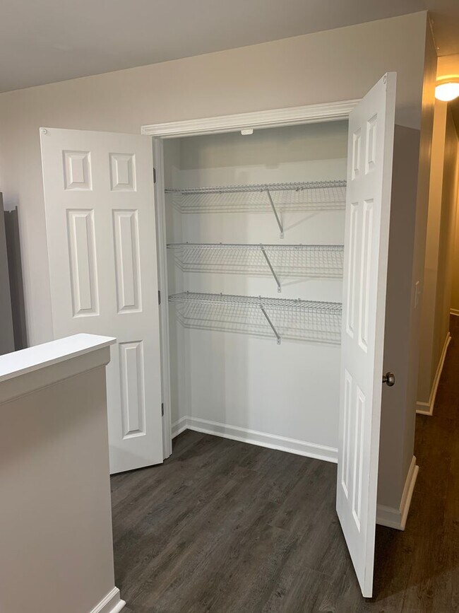 Building Photo - Now Pre-Leasing — Spacious 4 Bed, 2 Bath Home in Tucker Farms!