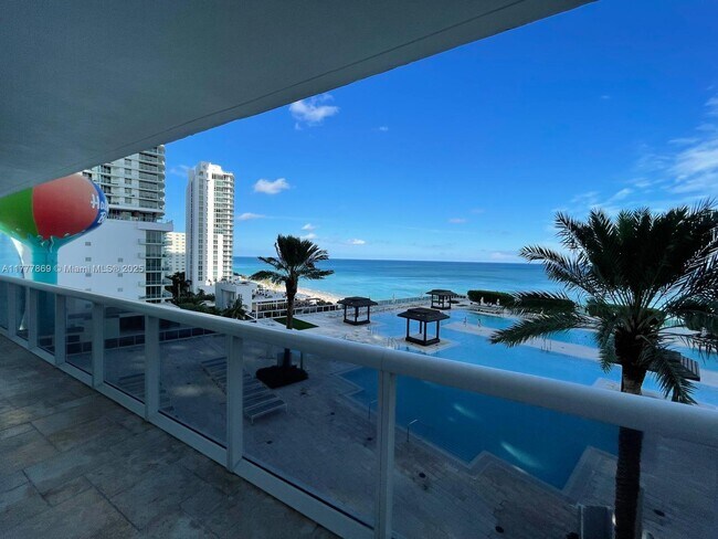 Building Photo - 1800 S Ocean Dr
