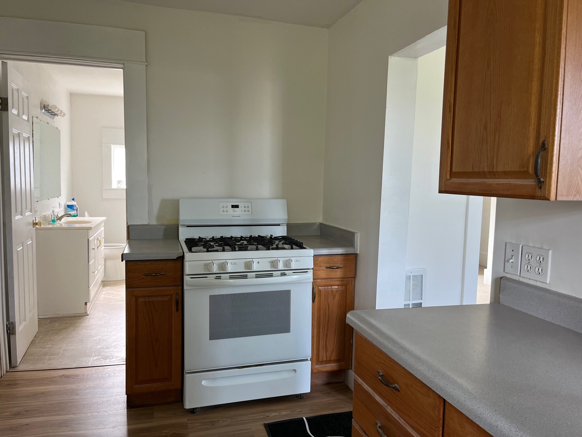 Building Photo - 520 Boulevard