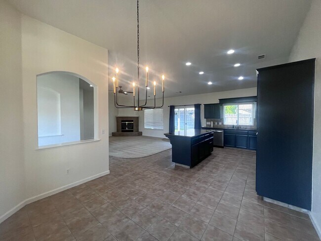 Building Photo - 2044 Stagecoach Pl