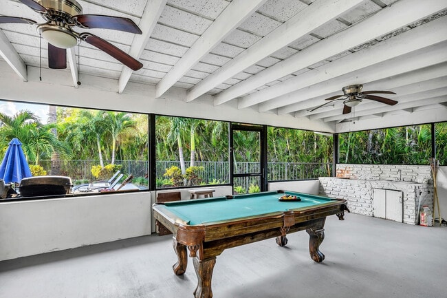 Building Photo - 10962 57th Pl S