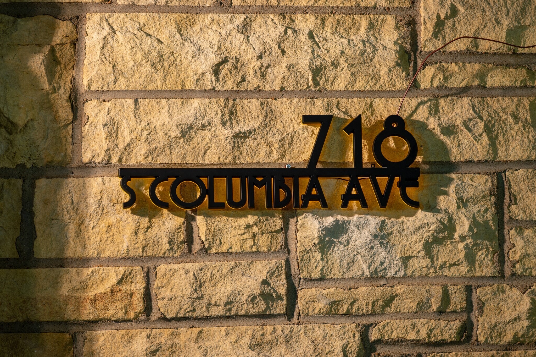Building Photo - 718 S Columbia Ave