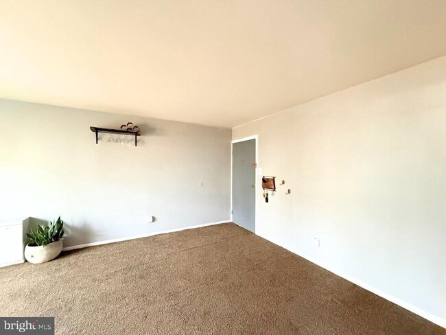 Building Photo - 4254 Buckman Rd