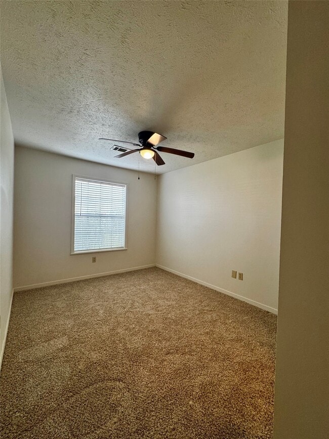 Building Photo - 24231 Shellbrook Dr