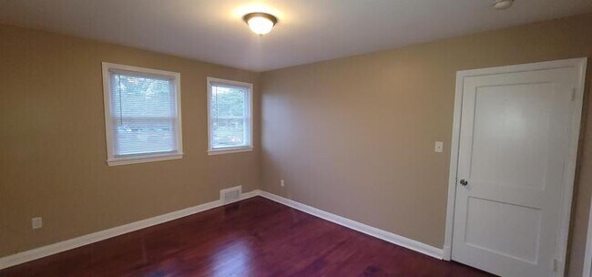 Building Photo - 5928 Hillen Rd