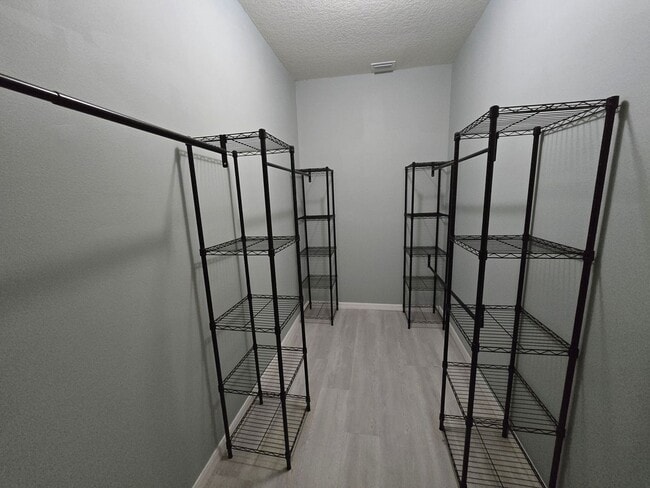 Building Photo - Beautiful 3 Bedroom 2 Bathroom Home, with Scenic Backyard View. Ormond Beach in Hunter's Ridge Co...